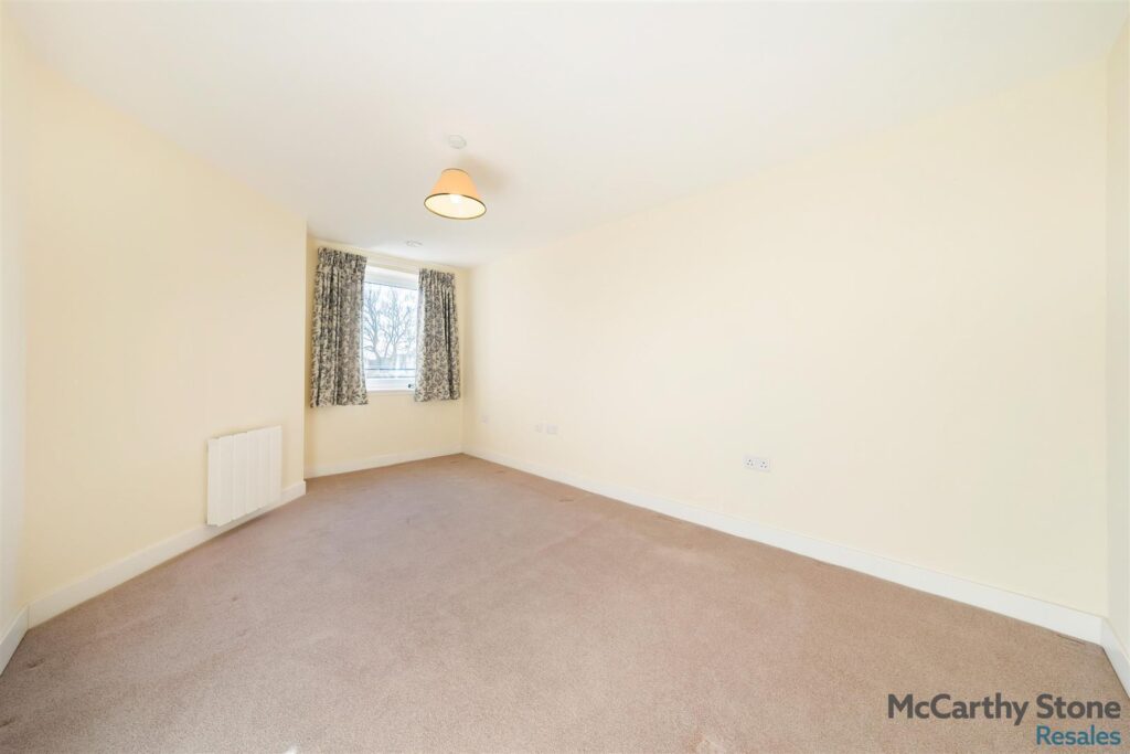 Riverwood, 101 Craigdhu Road, Milngavie, G62 7AD