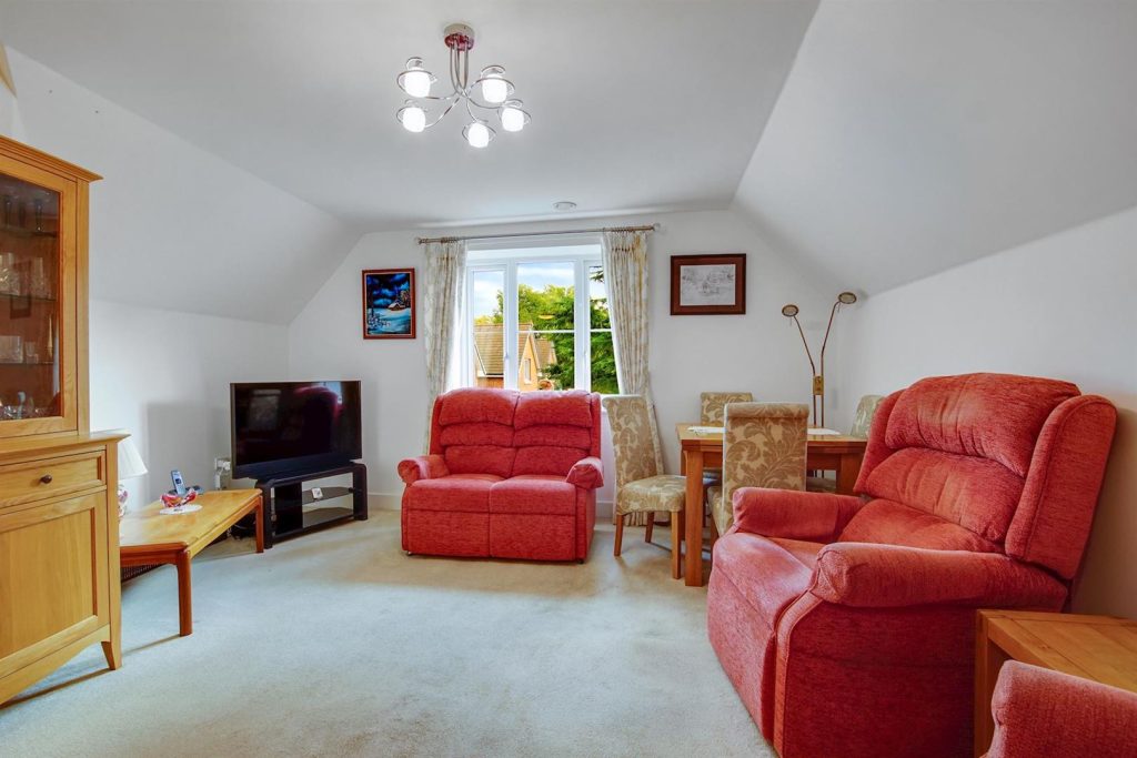 St. Pauls Cray Road, Chislehurst, BR7 6FA