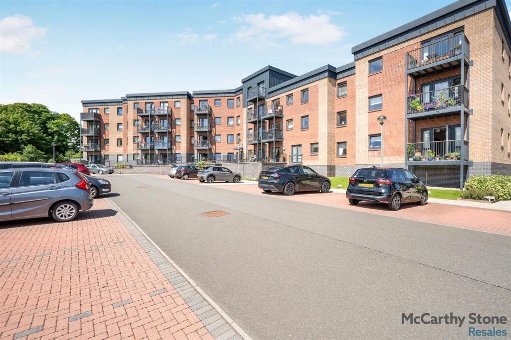 Riverwood, 101 Craigdhu Road, Milngavie, G62 7AD