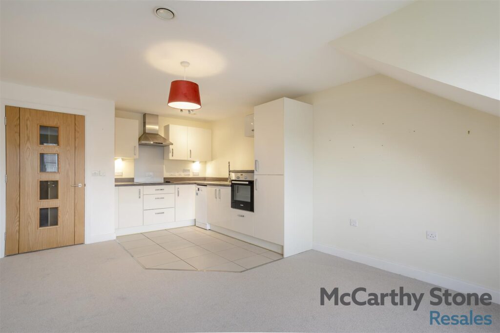 81 – 89 Gower Road, Sketty, Swansea, West Glamorgan, SA2 9BH