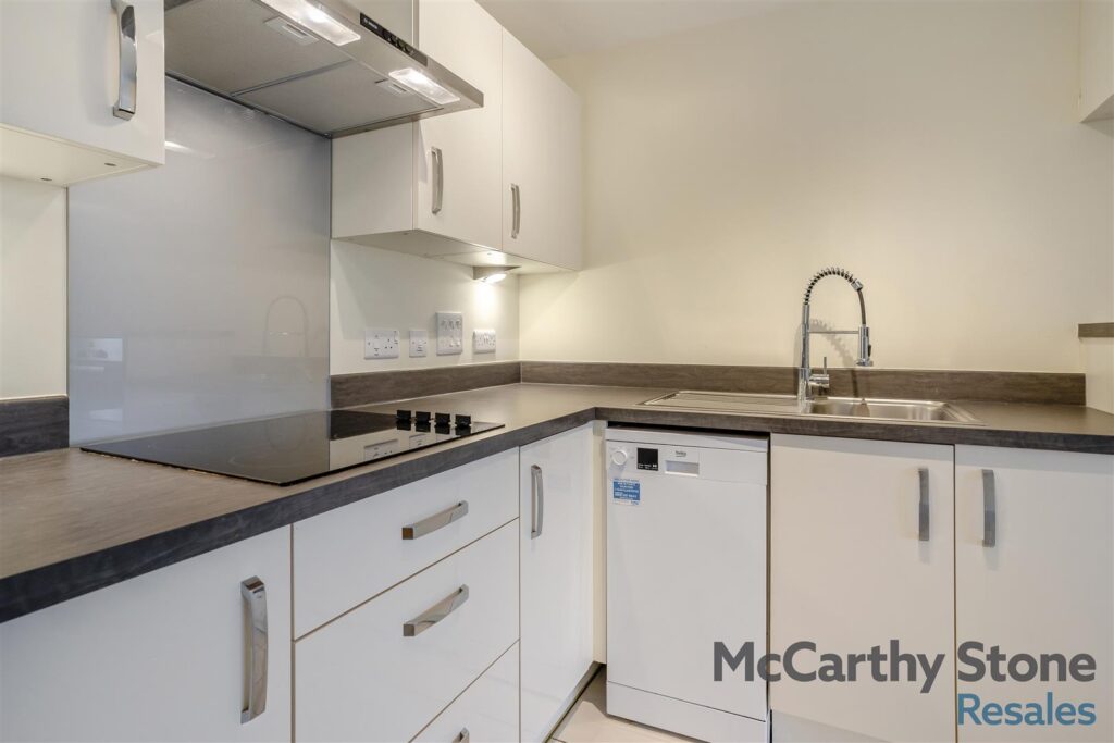 81 – 89 Gower Road, Sketty, Swansea, West Glamorgan, SA2 9BH