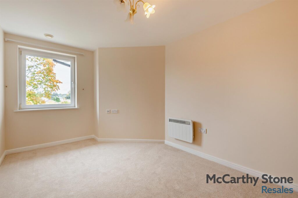 Benedict Court, Western Avenue, Newbury, Berkshire, RG14 1AR