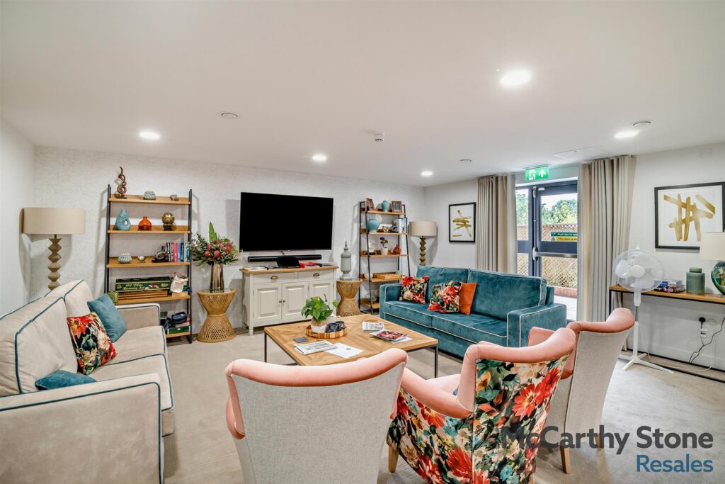 Crescent Place, Portway, Warminster