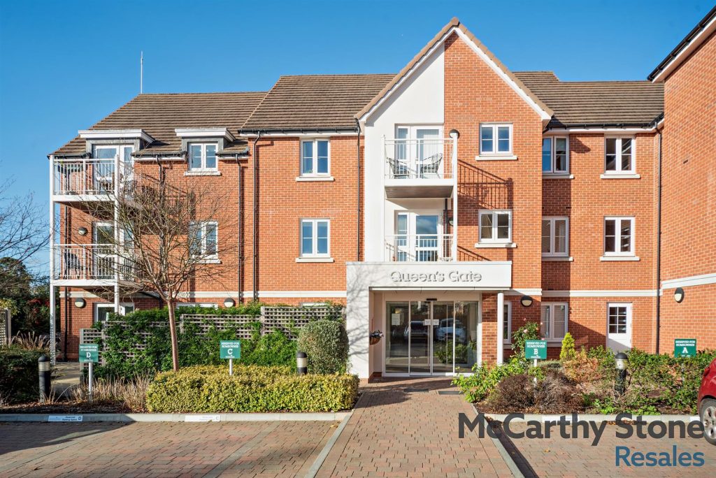 Queens Gate, Wellington Road, Wokingham, RG40 2DS