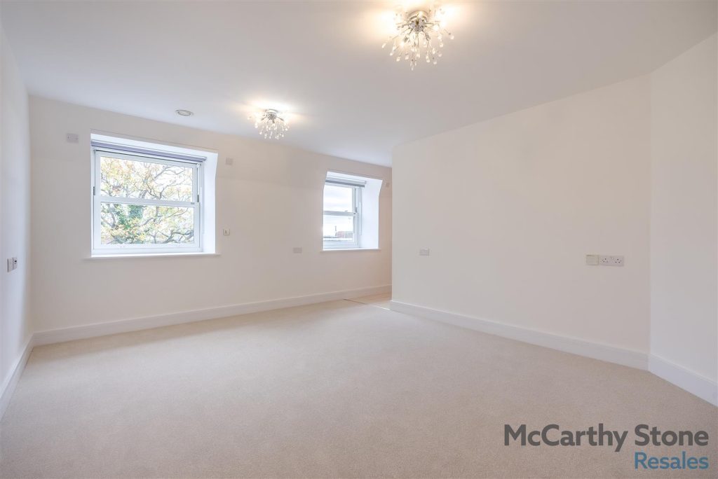 Peel Court, College Way, Welwyn Garden City, Hertfordshire, AL8 6DG