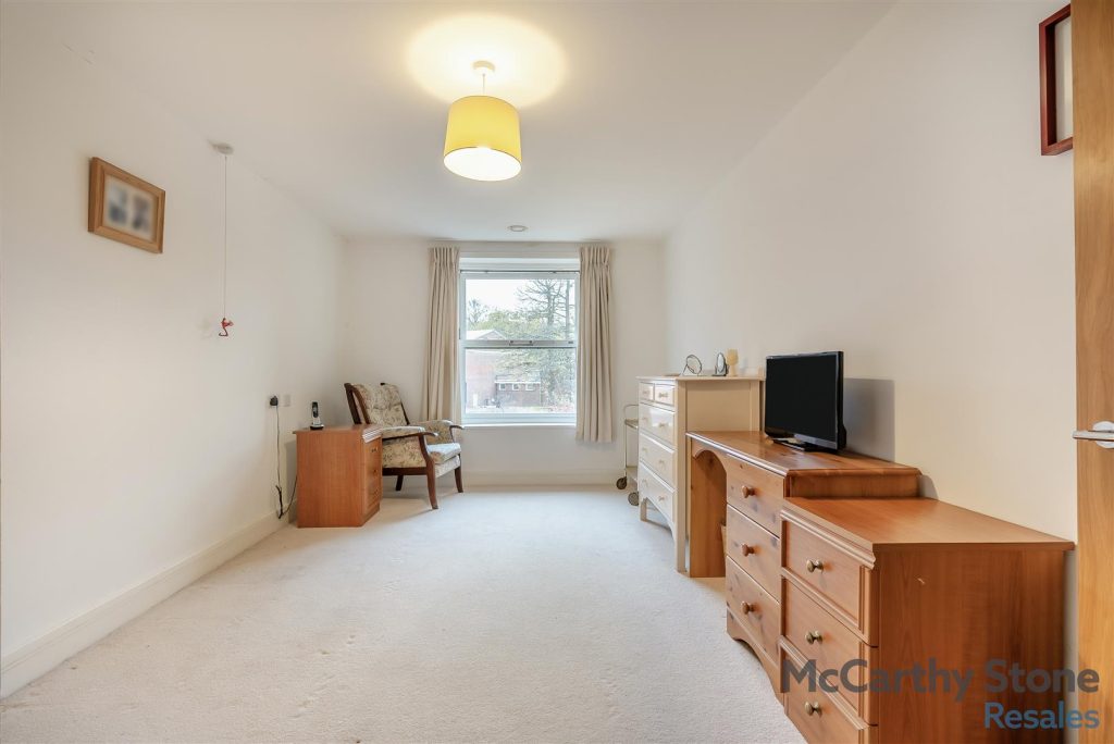 Peel Court, College Way, Welwyn Garden City, Hertfordshire, AL8 6DG