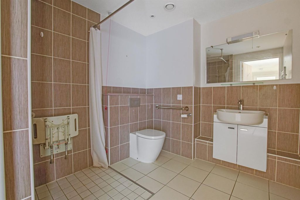 Kingston Road, Raynes Park, London. SW20 8DA