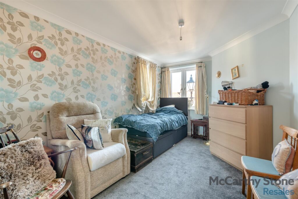 Caen Stone Court, Queen Street, Arundel