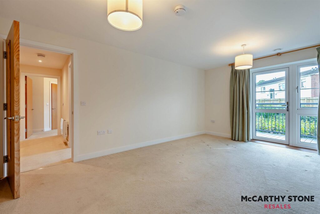 Casterbridge Court, London Road, Dorchester