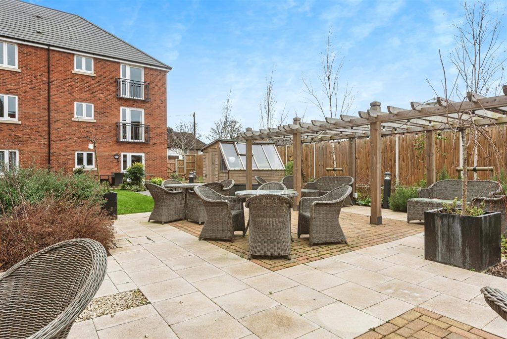 The Moors, Thatcham