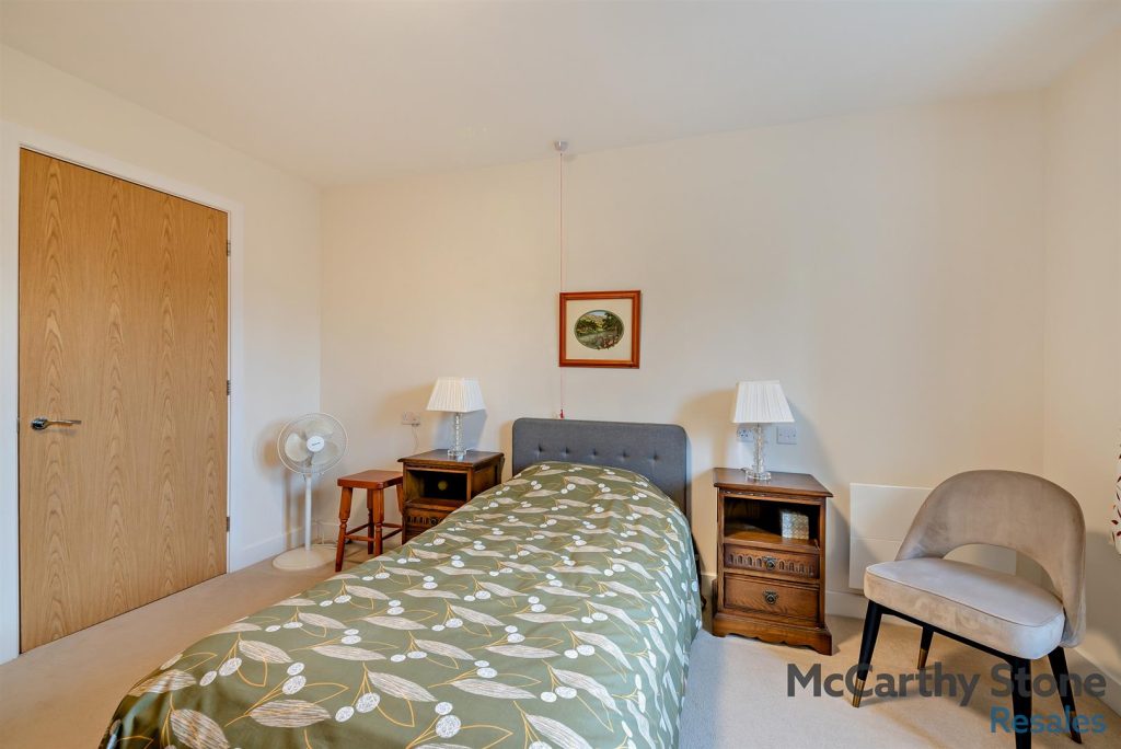 The Moors, Thatcham