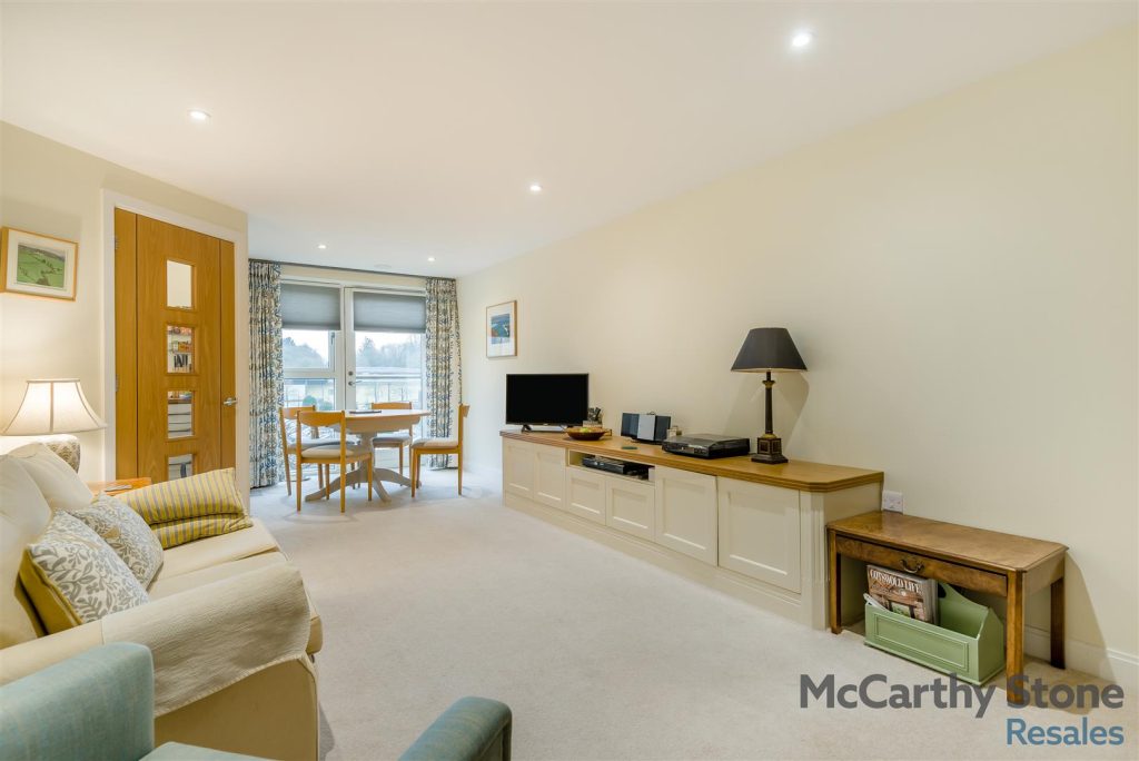 Bath Gate Place, Tetbury Road, Cirencester