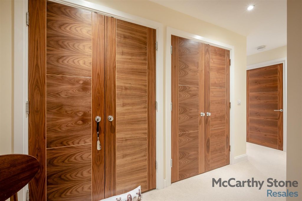 Orchard Gate, Banbury Road, Stratford-Upon-Avon, CV37 7HT