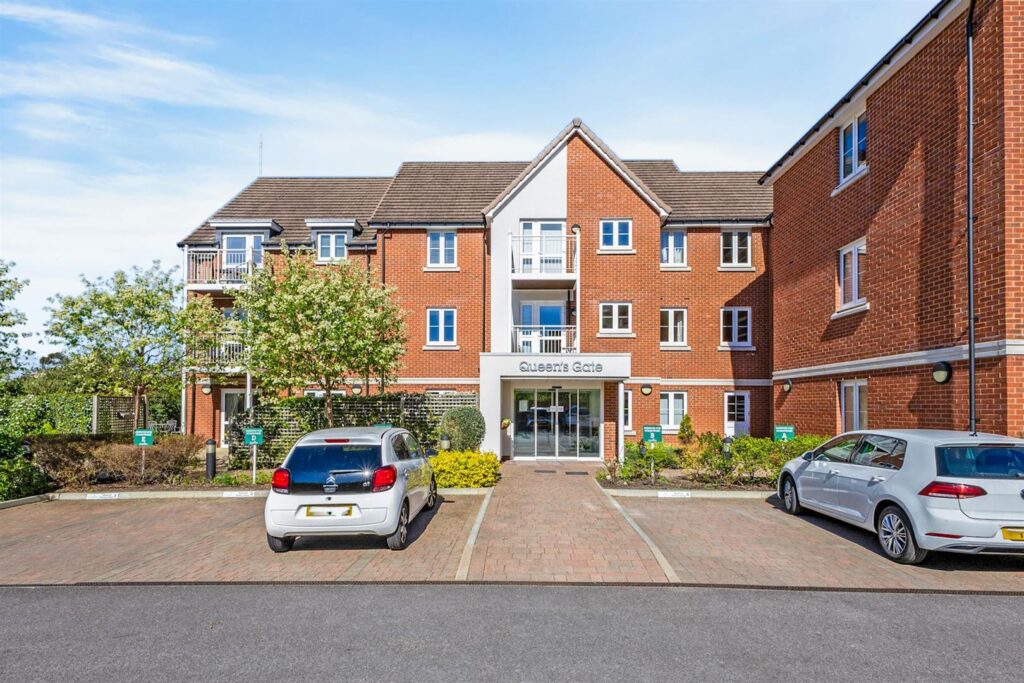 Wellington Road, Wokingham, RG40 2DS