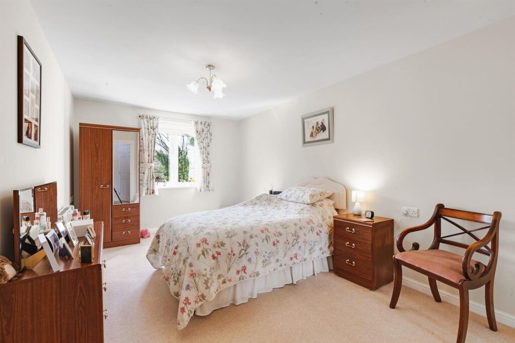 Sanders Court, Junction Road, Warley, Brentwood, CM14 5FG
