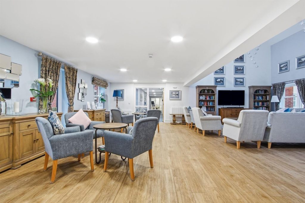 Langton House, Westhall Road, Warlingham, CR6 9HF