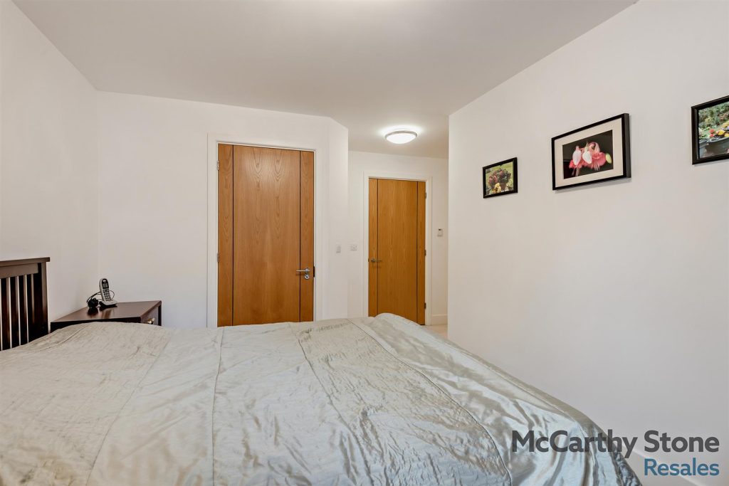 Horsley Place, High Street, Cranbrook, Kent, TN17 3DH