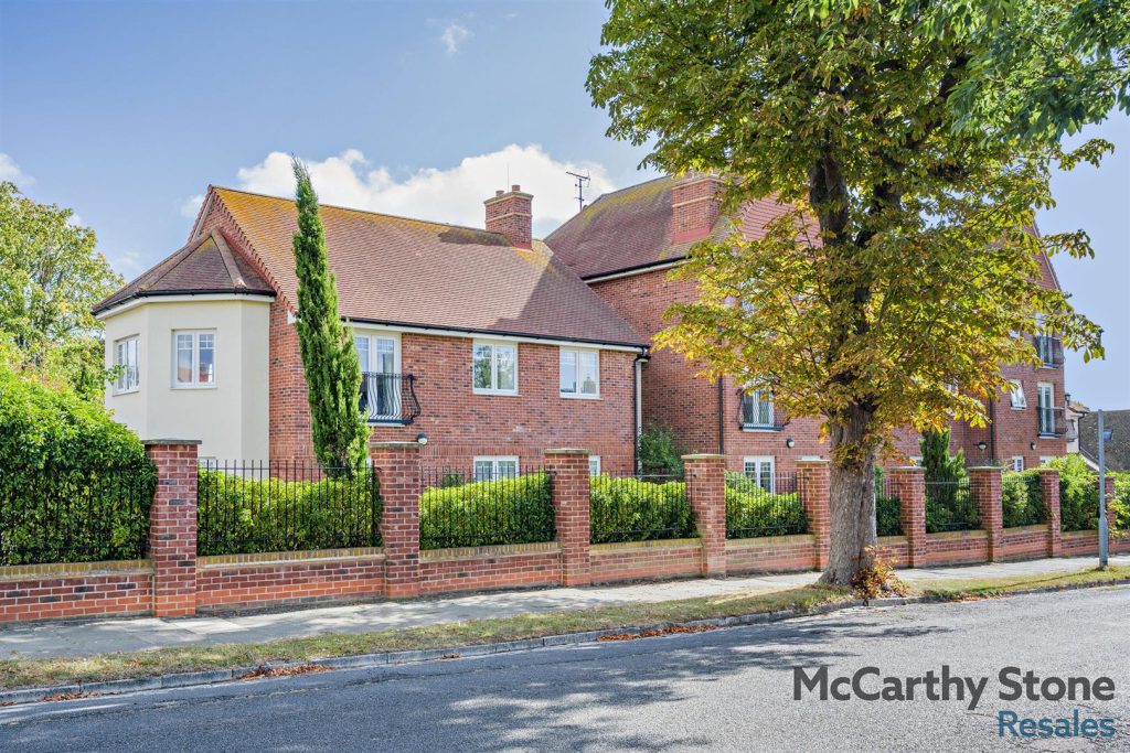 Victoria Gardens. Raglan Road, Frinton-On-Sea, Essex, CO13 9FA