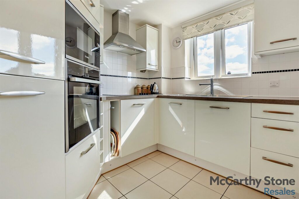 Wolsey Place, London Road, Hailsham, East Sussex