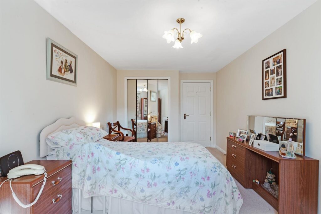 Sanders Court, Junction Road, Warley, Brentwood, CM14 5FG