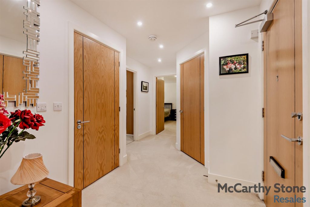 Horsley Place, High Street, Cranbrook, Kent, TN17 3DH