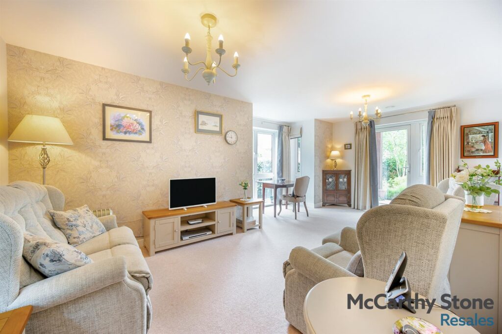 Jackson Place, Fields Park Drive, Alcester, Warwickshire, B49 6GR