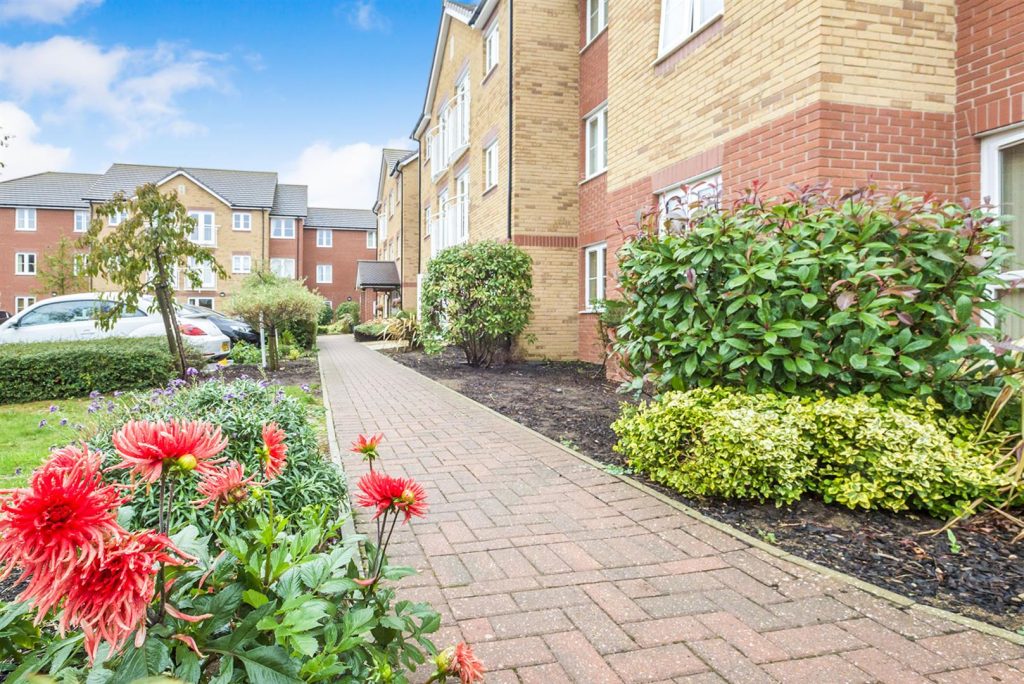 Goodes Court, Royston, Herts, SG8 5FF