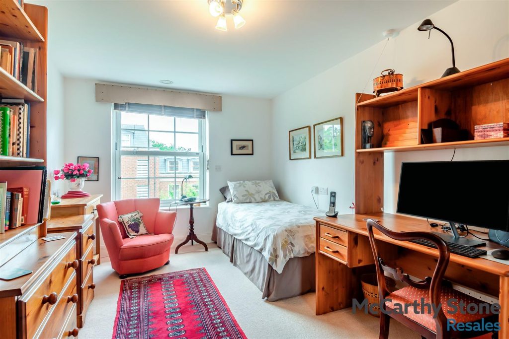 Peel Court, College Way, Welwyn Garden City, Hertfordshire, AL8 6DG
