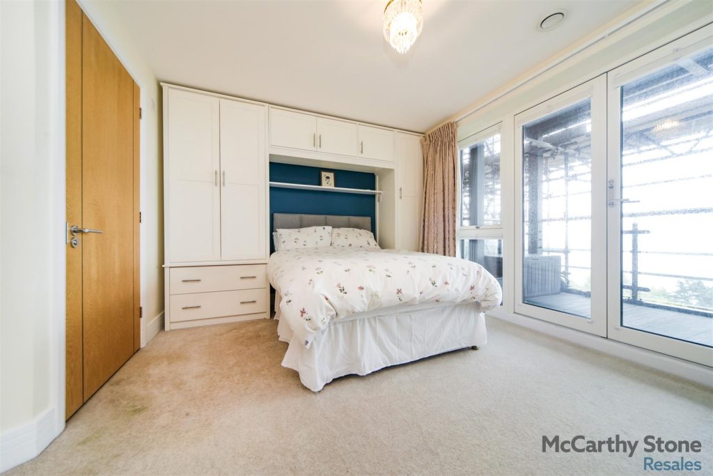 Pavilion Court, Hamilton Gardens, Felixstowe, IP11 7FA