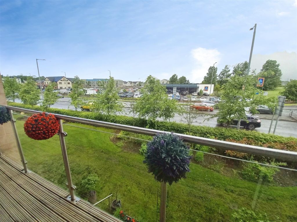 Greenwood Grove East, Stewarton Road, Newton Mearns