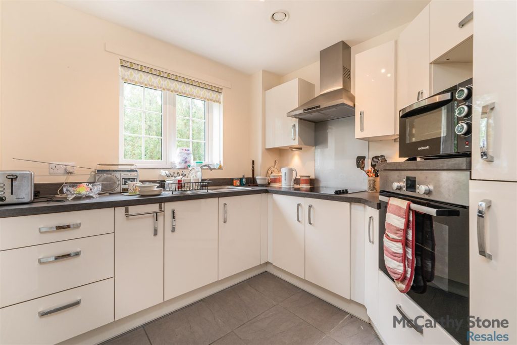 Roslyn Court, Lisle Lane, Ely, Cambridgeshire, CB7 4FA