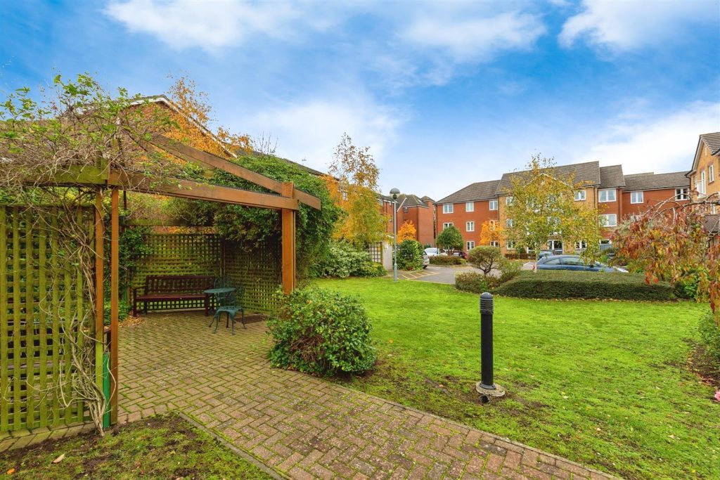 Goodes Court, Royston, Herts, SG8 5FF