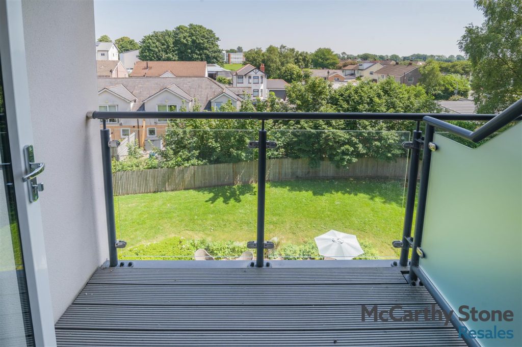 Llys Isan, Ilex Close, Llanishen, Cardiff, CF14 5DZ