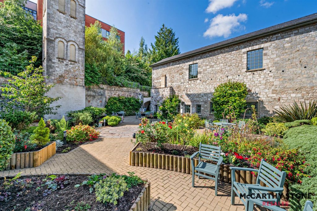 Stover Court, East Street, Newton Abbot