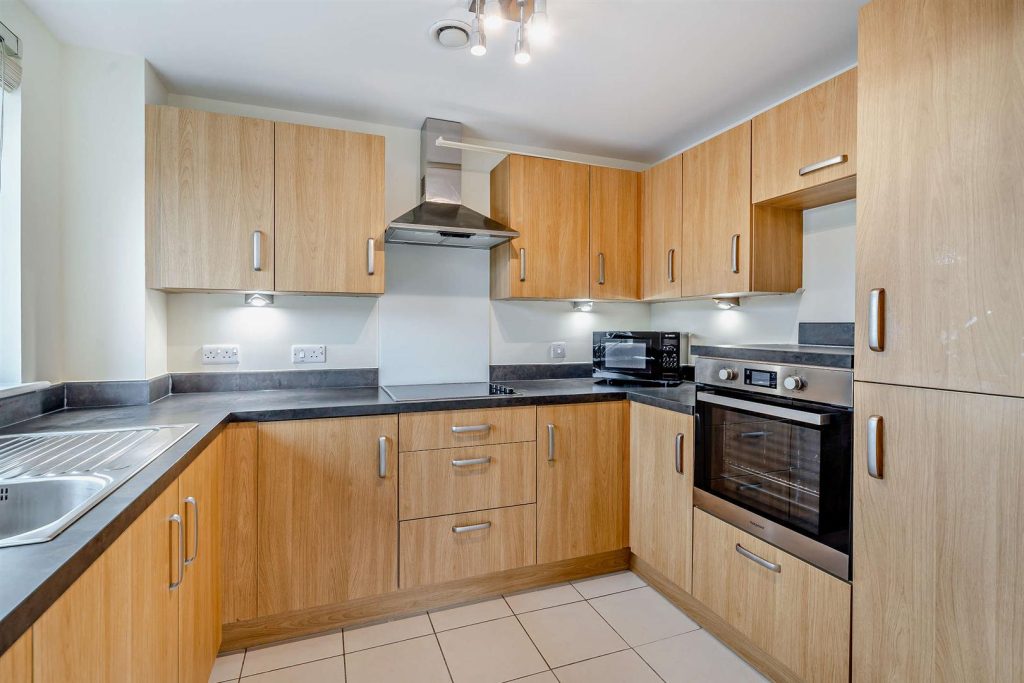 142 Greaves Road, Lancaster