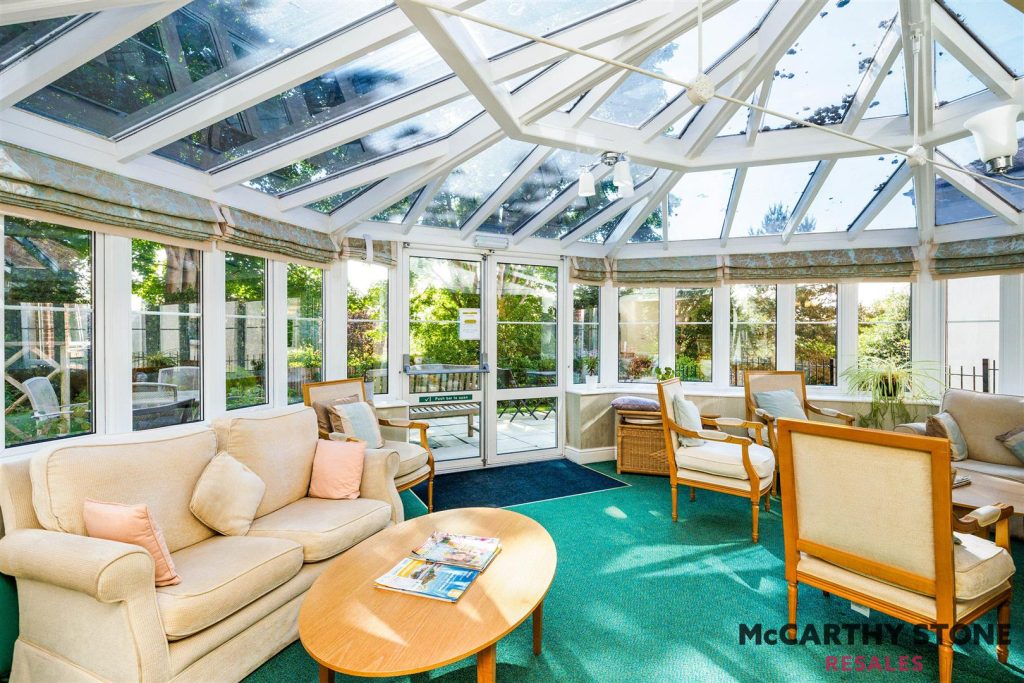 Portman Court, Grange Road, Uckfield, East Sussex,TN22 1FD