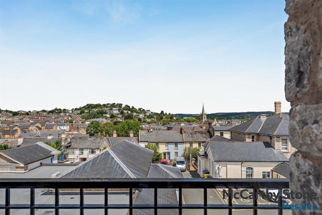 Stover Court, East Street, Newton Abbot