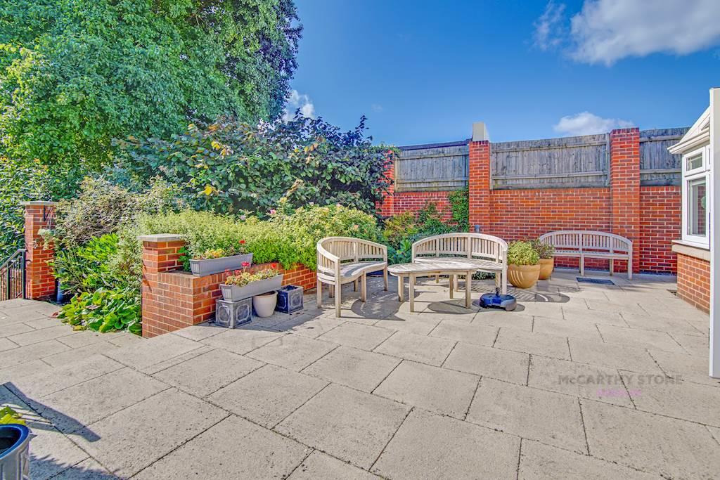 Limpsfield Road, South Croydon, CR2 9LB