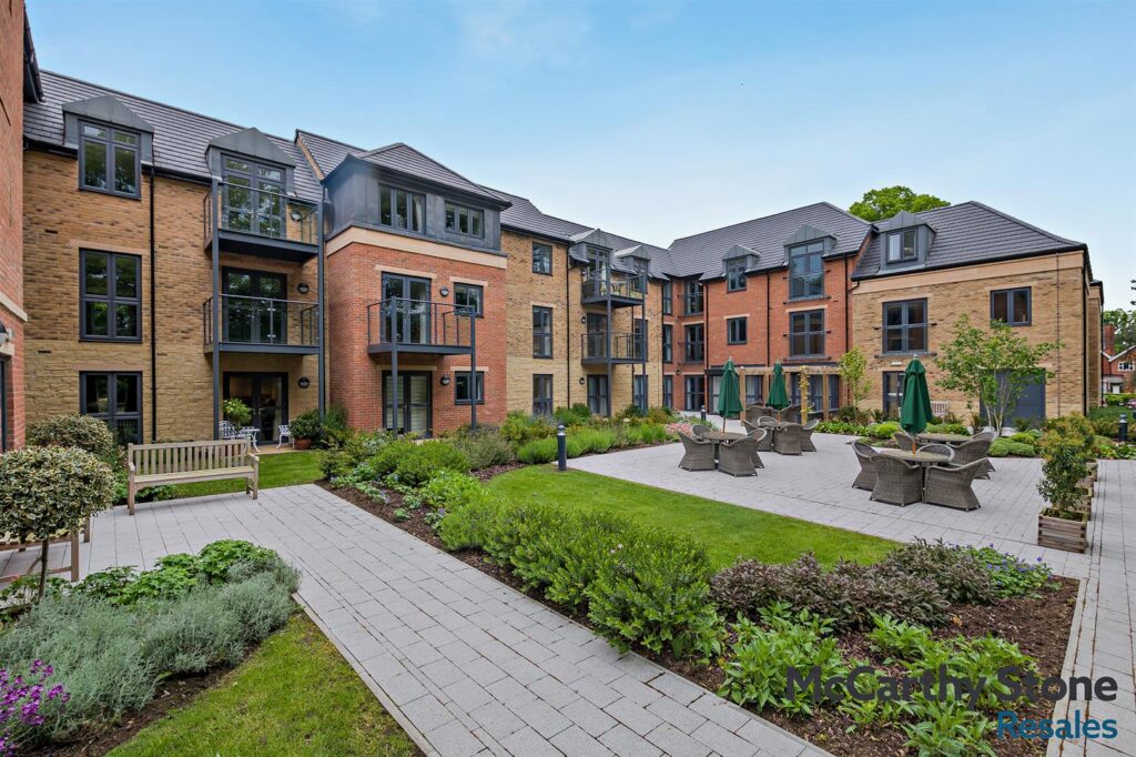 Westwood Manor, Langholm Close, Beverley