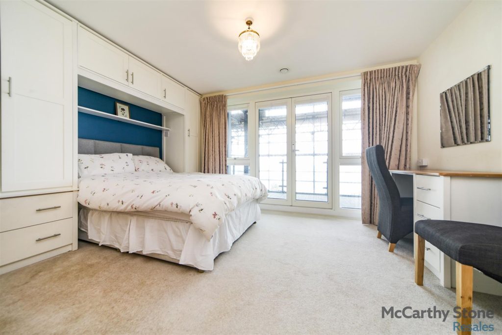 Pavilion Court, Hamilton Gardens, Felixstowe, IP11 7FA