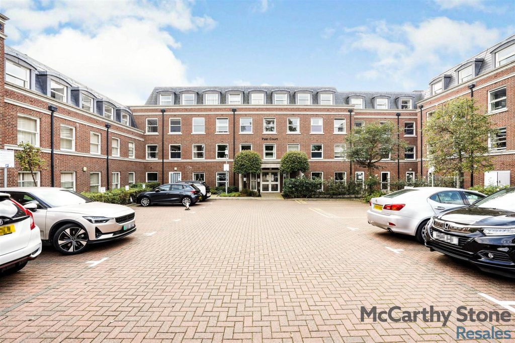 Peel Court, College Way, Welwyn Garden City, Hertfordshire, AL8 6DG