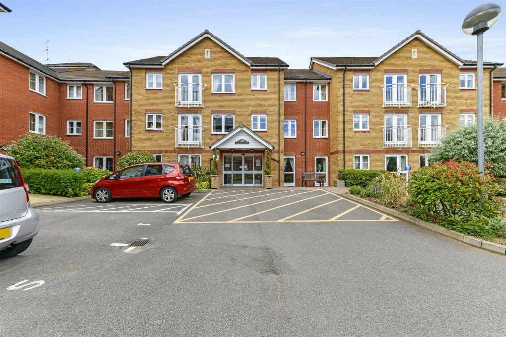 Goodes Court, Baldock Road, Royston