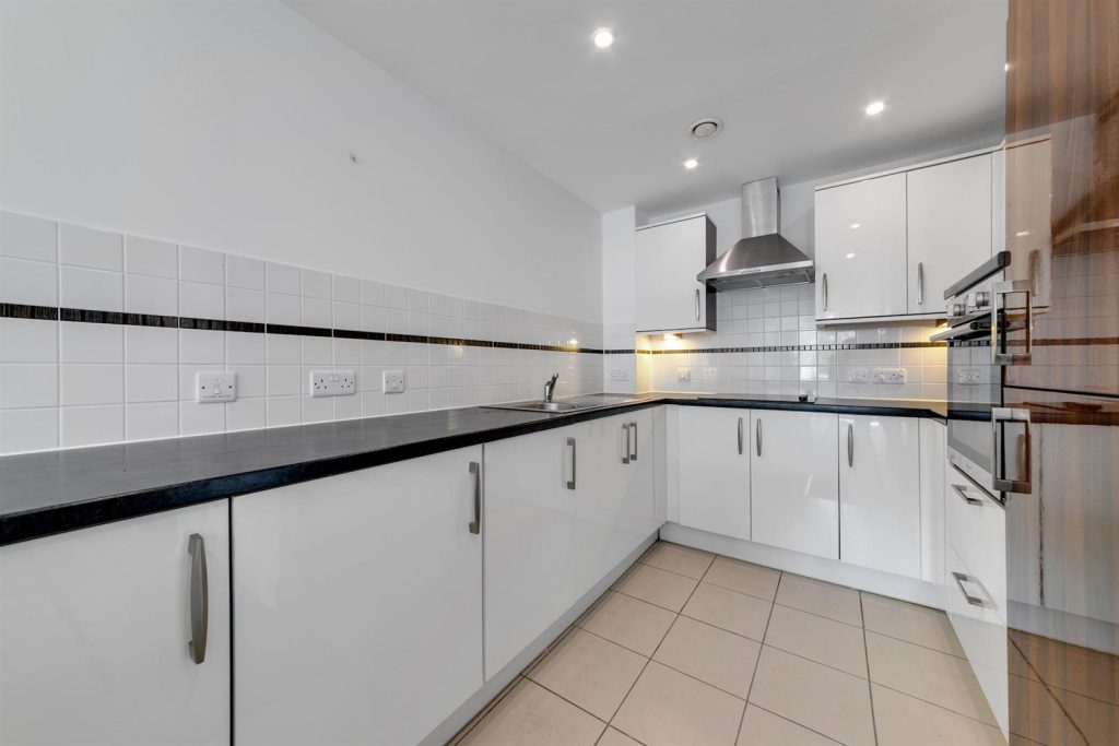 Limpsfield Road, South Croydon, CR2 9LB