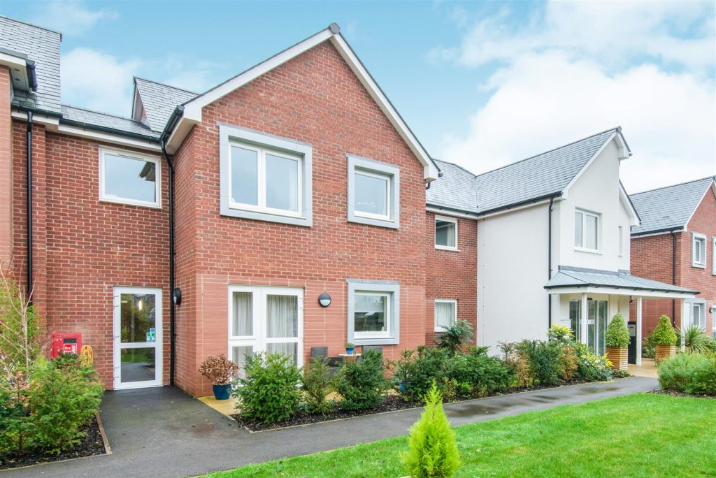 Hillier Court, Botley Road, Romsey, Hampshire.