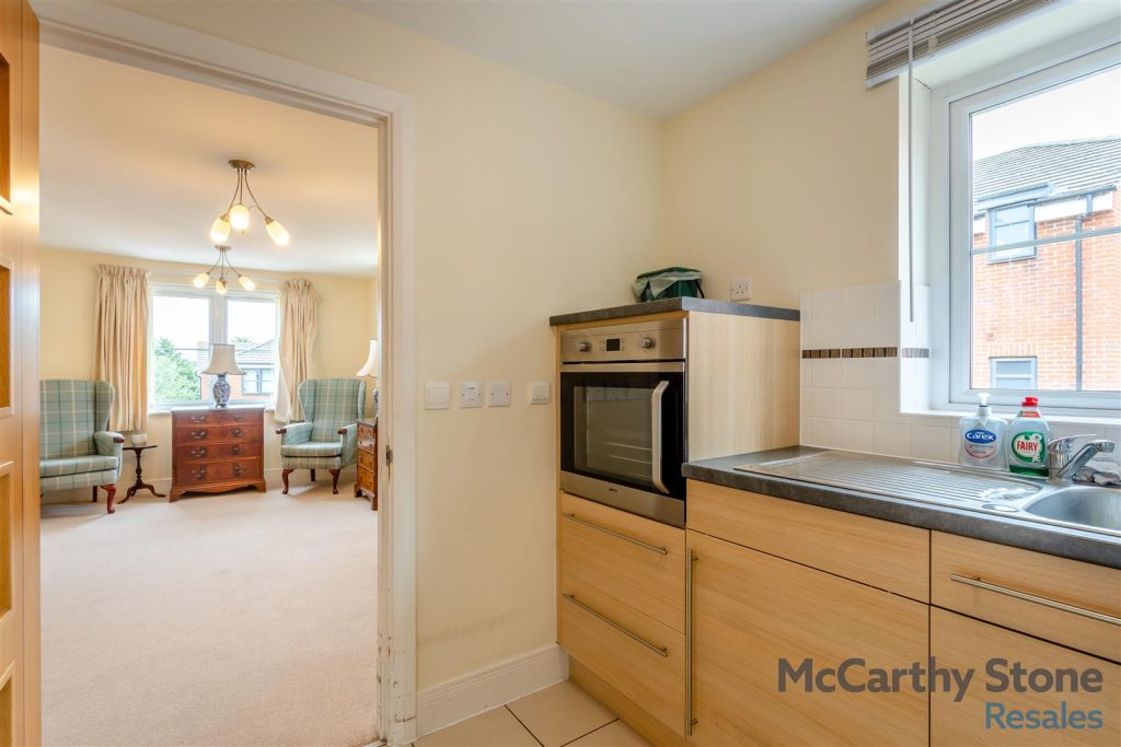 Goodes Court, Royston, Herts, SG8 5FF