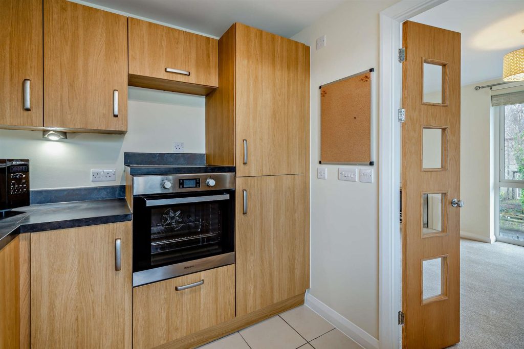 142 Greaves Road, Lancaster