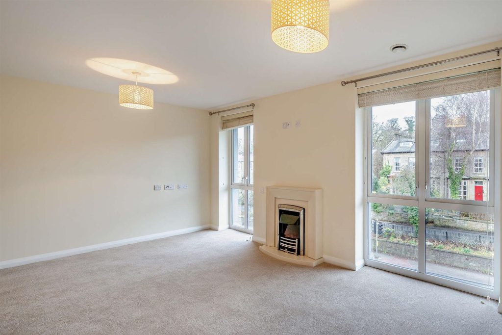 142 Greaves Road, Lancaster