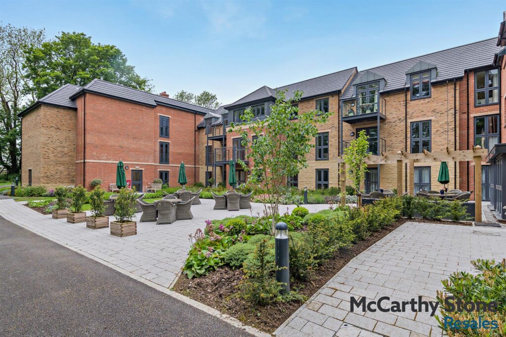 Westwood Manor, Langholm Close, Beverley