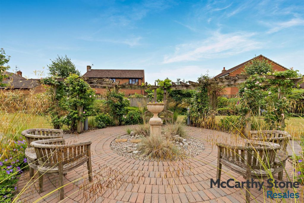 Hillier Court, Botley Road, Romsey, Hampshire.