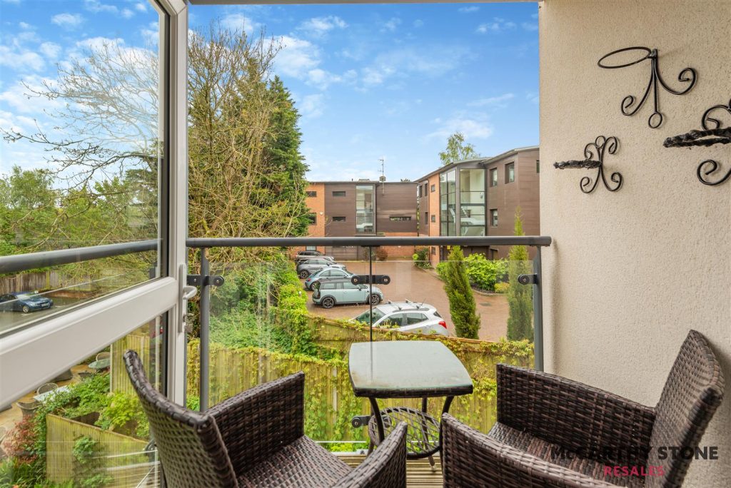 345 Reading Road, Henley-On-Thames